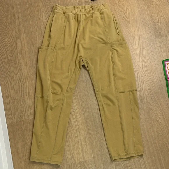 FP Movement by Free People Hot Shot in Camel S - Picture 4 of 9